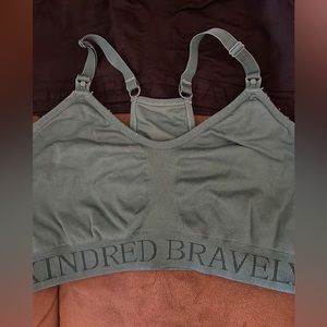 Kindred pumping and nursing bras (3)
